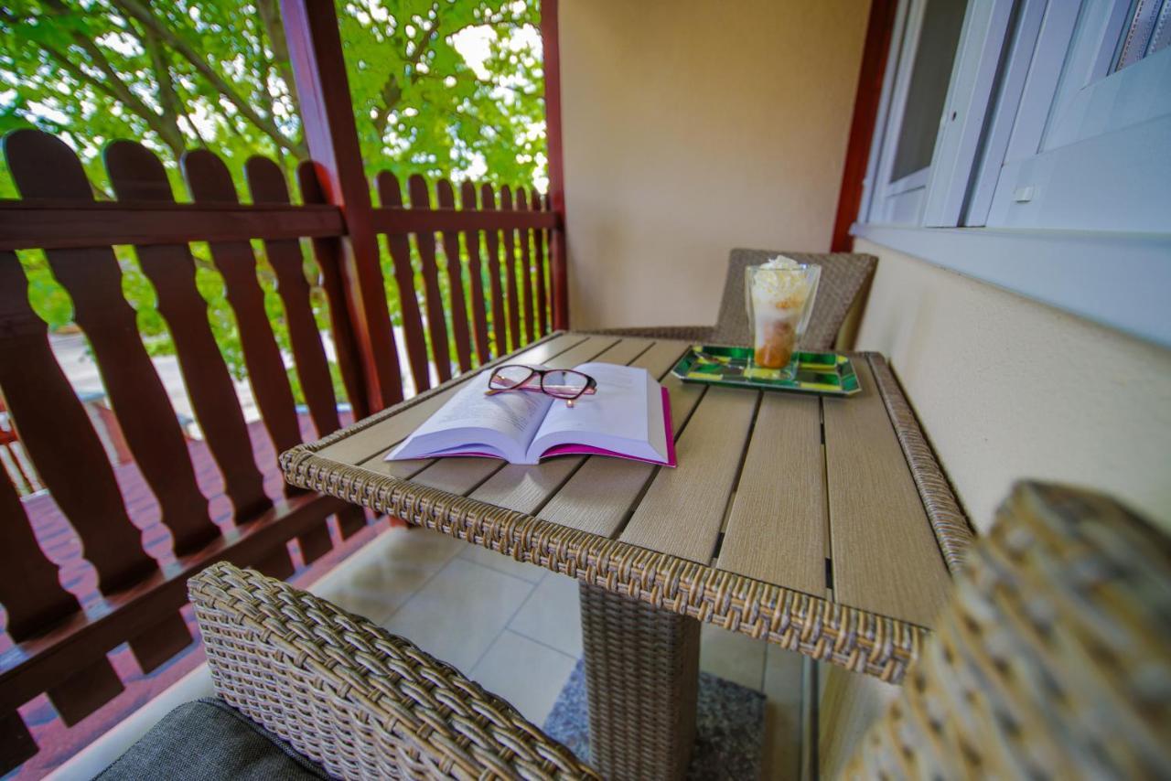 Maria Apartman Hajduszoboszlo Luaran gambar