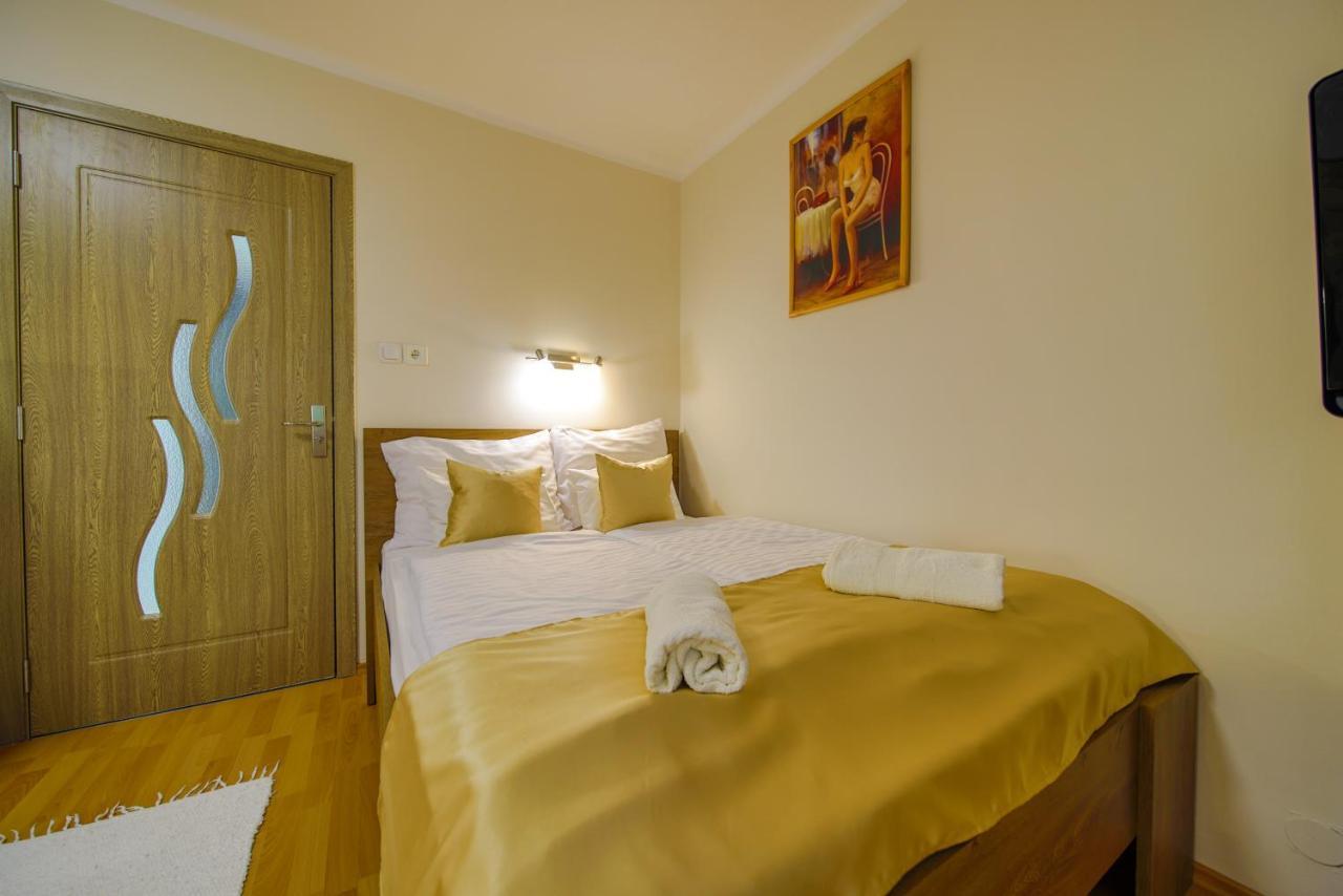 Maria Apartman Hajduszoboszlo Luaran gambar